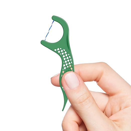 GUM Professional Clean Floss Picks - Extra Strong Shred-Resistant Floss, Easy Grip Handle - Dental Flossers for Adults - Fresh Mint Flavor, 90 Count (Pack of 3)