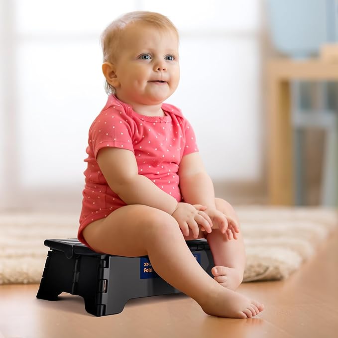 Flottian 5" Folding Step Stool for Adults and Kids 15-Inch Extra Wide Stool Holds Up to 300 lbs,Non-Slip Folding Stools with Handle,Compact Plastic Foldable Step Stool for Bathroom,Kitchen,ect Black