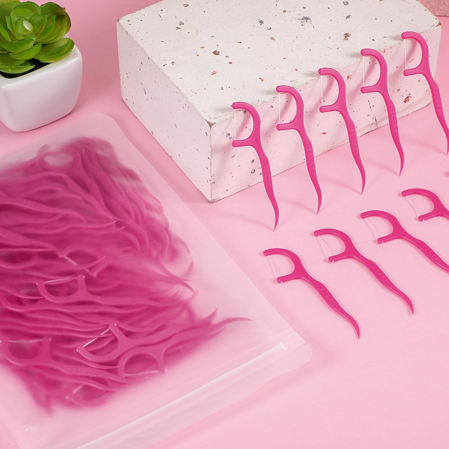 Baderke 600 Count Floss Picks Bulk Dental Flossers Picks for Adults Non Breakable Tooth Picks Flossers Teeth Cleaning Dental for Family Pack Travel(Hot Pink)