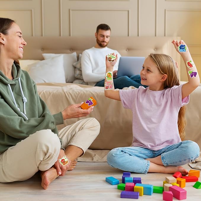 Scratch and Sniff Stickers - 60pcs Kids Classroom Sniff Reward Stickers 12 Fruit Designs Incentives Sticker for Student Classroom Chart Students Awards