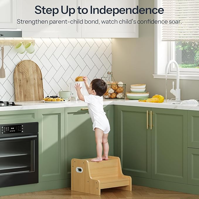 HOOBRO Step Stool for Kids, Two Step Toddler's Stool, Kids Potty Training Stool with Handles, Non-Slip Pads for Safety, Easy to Move, for Sink, Bathroom, Bedroom, Natural NL01JD01