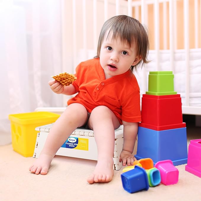 Korpai 5" Folding Step Stool for Adults and Kids 15-Inch Extra Wide Stool Holds Up to 300 lbs,Non-Slip Folding Stools with Handle,Compact Plastic Foldable Step Stool for Bathroom,Kitchen,ect, Khaki