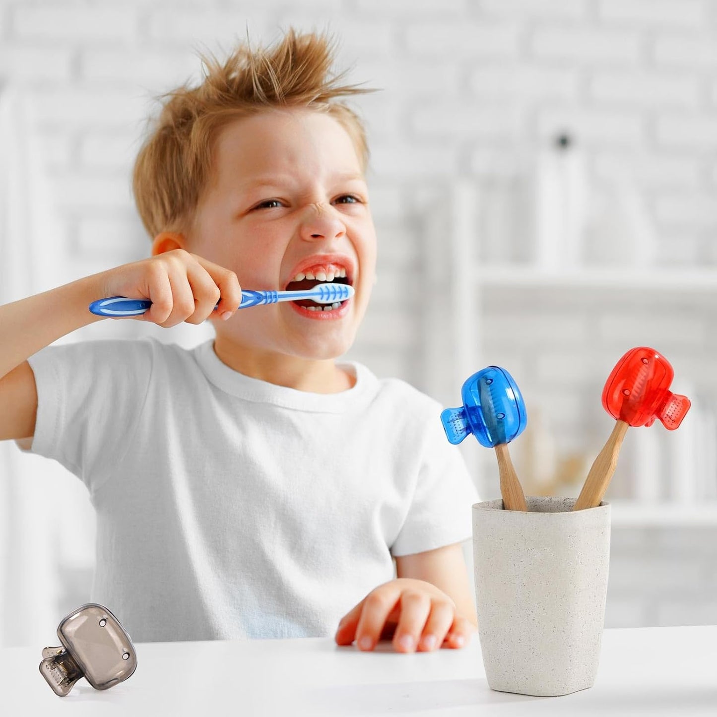 Tecbeauty 12Pcs Toothbrush Head Covers Travel Toothbrush Protector Cap Brush Pod Case Protective Plastic Clip for Household Travel, Camping, Bathroom, Multiple Color