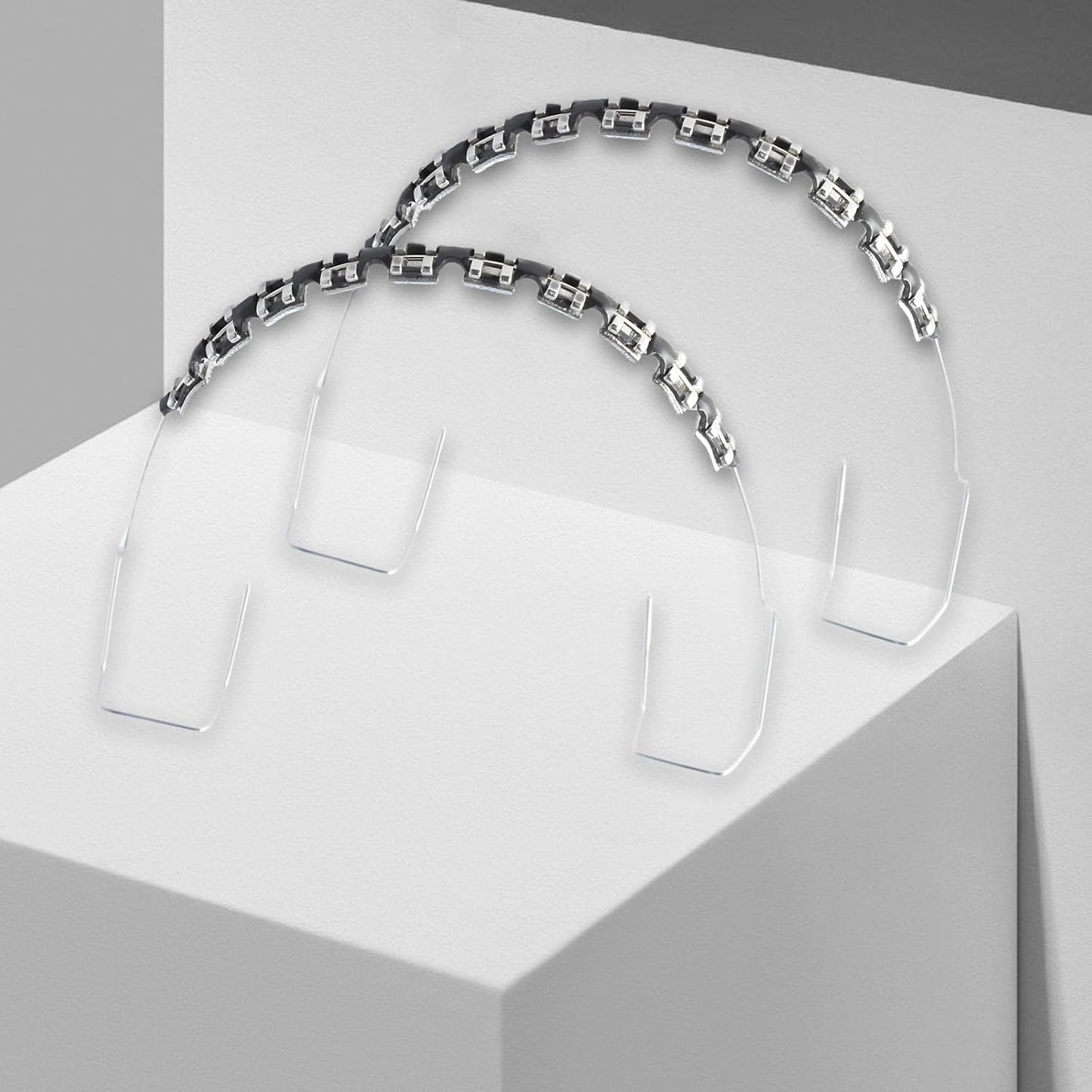 4 Pair of Temporary Tooth Decoration, Teeth Retainer Practical Brackets para Dientes Sturdy Retenedores de Dientes Ortodoncia Props for Dental Students to Practice (Black)