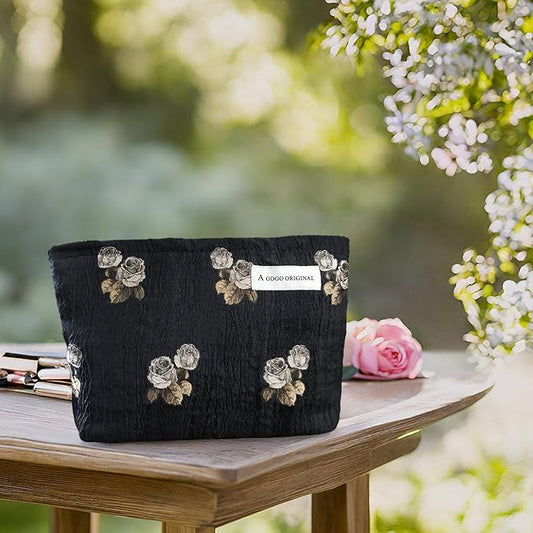 STARDW Aesthetic Floral Makeup Bag Cute Small Cosmetic Bags for Women Girls, Travel Toiletry Bag Large Capacity Zipper Makeup Pouch, Purse Organizer Pouches (Rose Vintage)