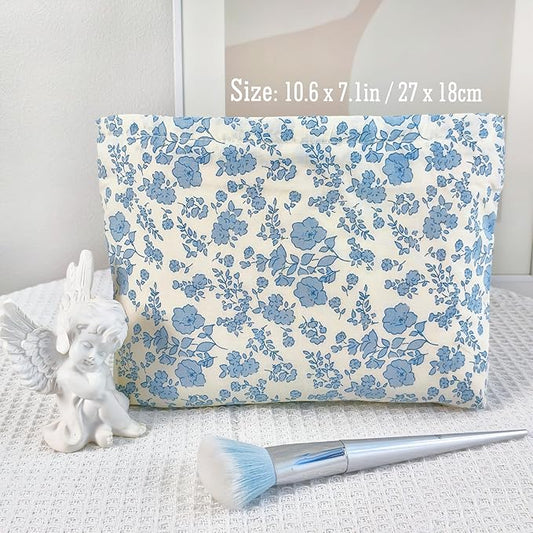 STARDW Aesthetic Floral Makeup Bag Cute Small Cosmetic Bags for Women Girls, Travel Toiletry Bag Large Capacity Zipper Makeup Pouch, Purse Organizer Pouches (Floral Blue)