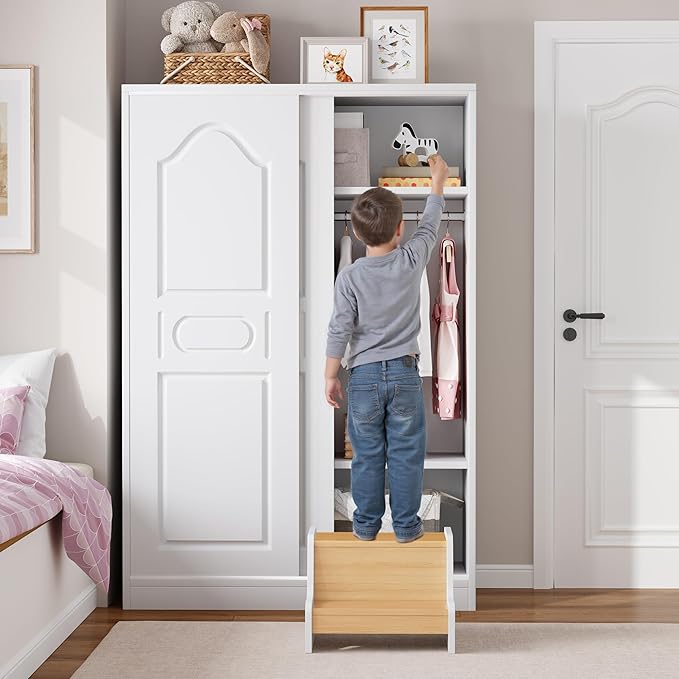 HOOBRO Step Stool for Kids, Two Step Toddler's Stool, Kids Potty Training Stool with Handles, Non-Slip Pads for Safety, Easy to Move, for Sink, Bathroom, Bedroom, White WN01JD01G1