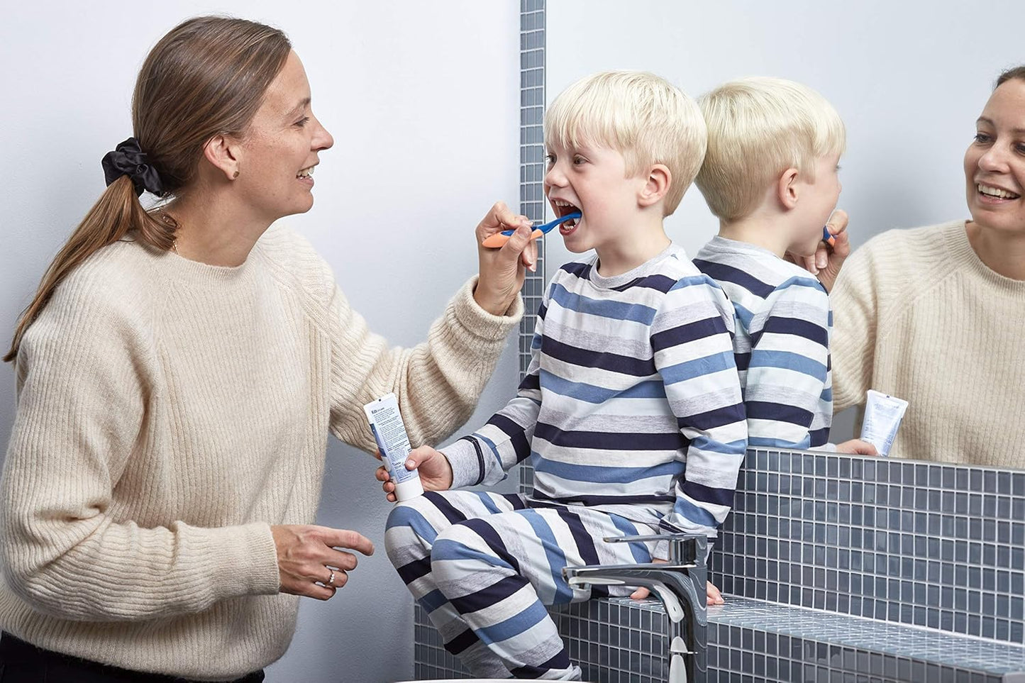 Jordan* | Step 1 + Step 2 Toothbrush Pack | Pack of Toothbrushes for Babies 0-2 Years and Children 3-5 Years Old | 4 + 4 Units