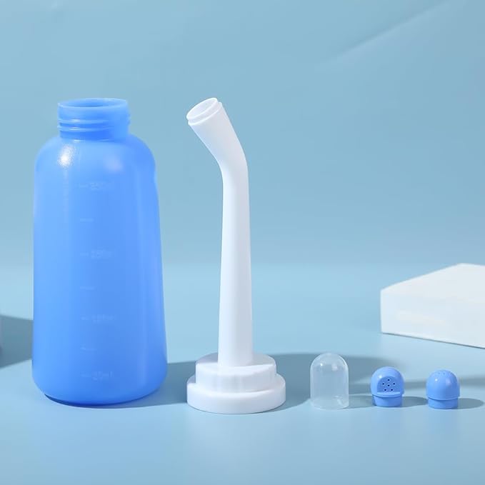 Handheld Personal Bidet Bottle, Bottle for Gentle Postpartum Care and Cleansing, Feminine Care， Personal Perineum Cleansing, 350Ml Portable Travel Bidet（Blue）, Resistant to 100ºC, Bonus Bag