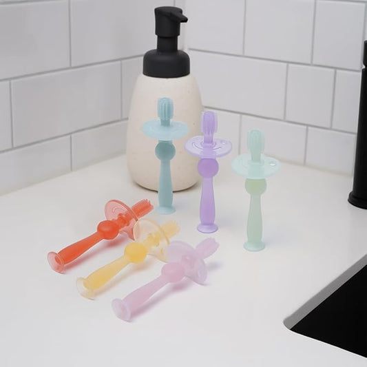 haakaa 360° Silicone Baby Toothbrush – 100% Soft Food Grade Silicone, BPA-Free, Suction Base, Safe for Babies 6 Months+, Gentle Gum and Teeth Cleaning for Infants, Gum Massager (Mist Blue)