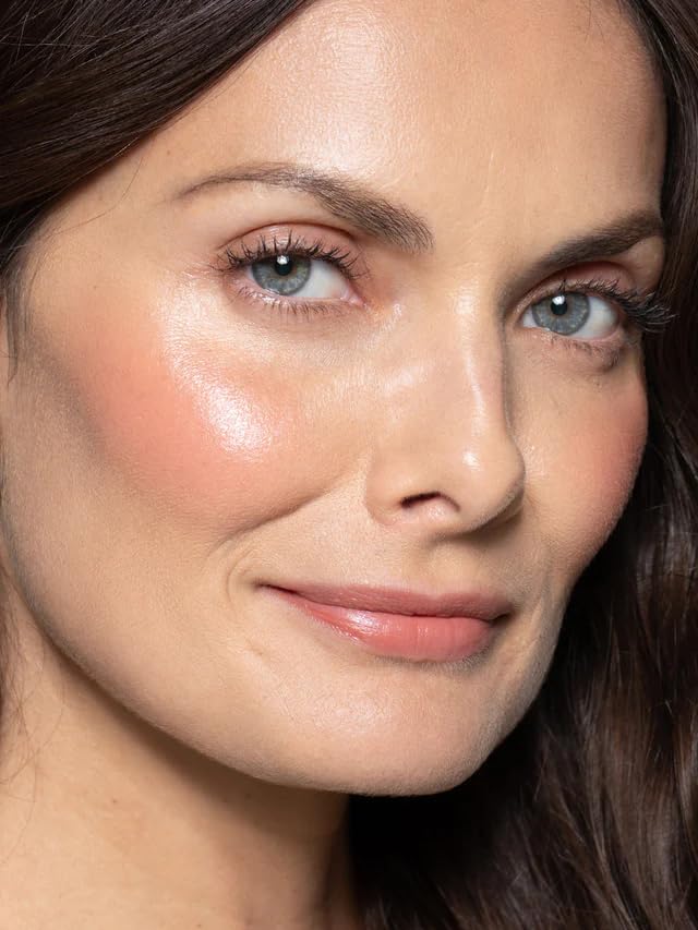 ILIA - Multi-Stick For Lips + Cheeks | Buildable, Creamy, Multi-Use Color Formula for All Skin Types | Nourish, Soften, Protect | Non-Toxic, Vegan, Cruelty-Free (Dreamer, 0.15 oz | 4.5 g)