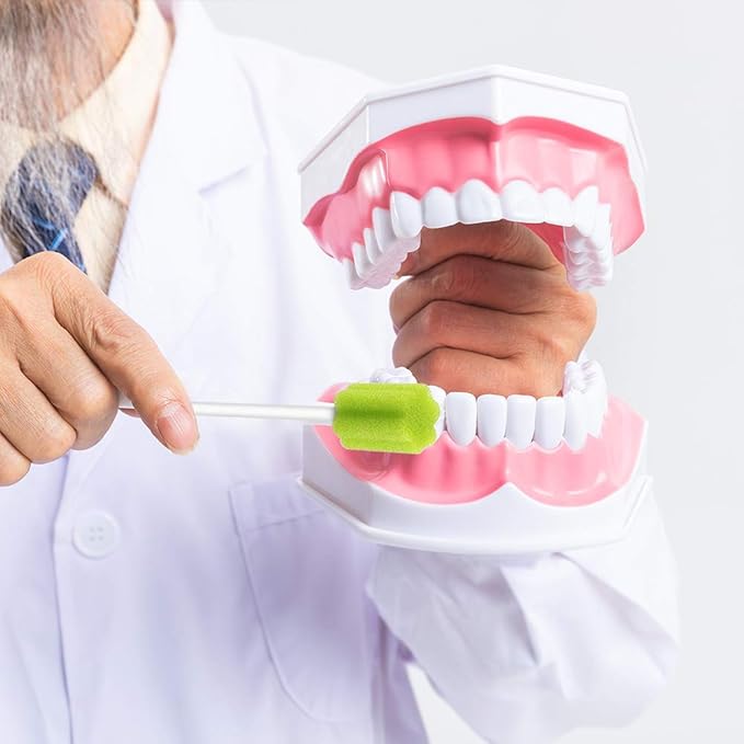 Wellgler's Disposable Care Oral Swabs, Sterile Sponge Mouth Swabs (100pcs, Green)