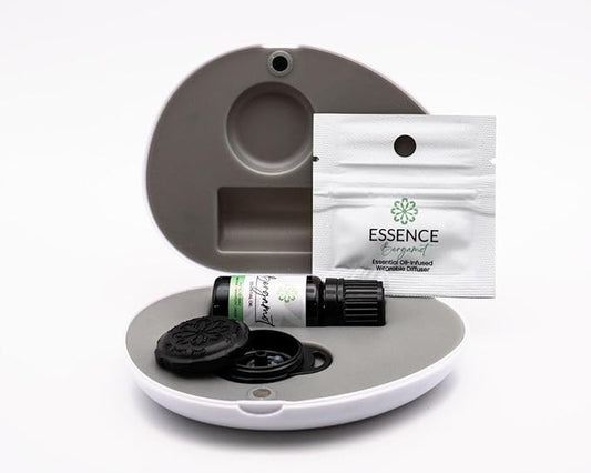 Essence Pearl Travel Case - Wearable Aromatherapy Kit with Nasal Diffuser Rings, Soaking Bay, and 5mL Essential Oil – Portable Wellness Gift Set for On?The?Go Self Care
