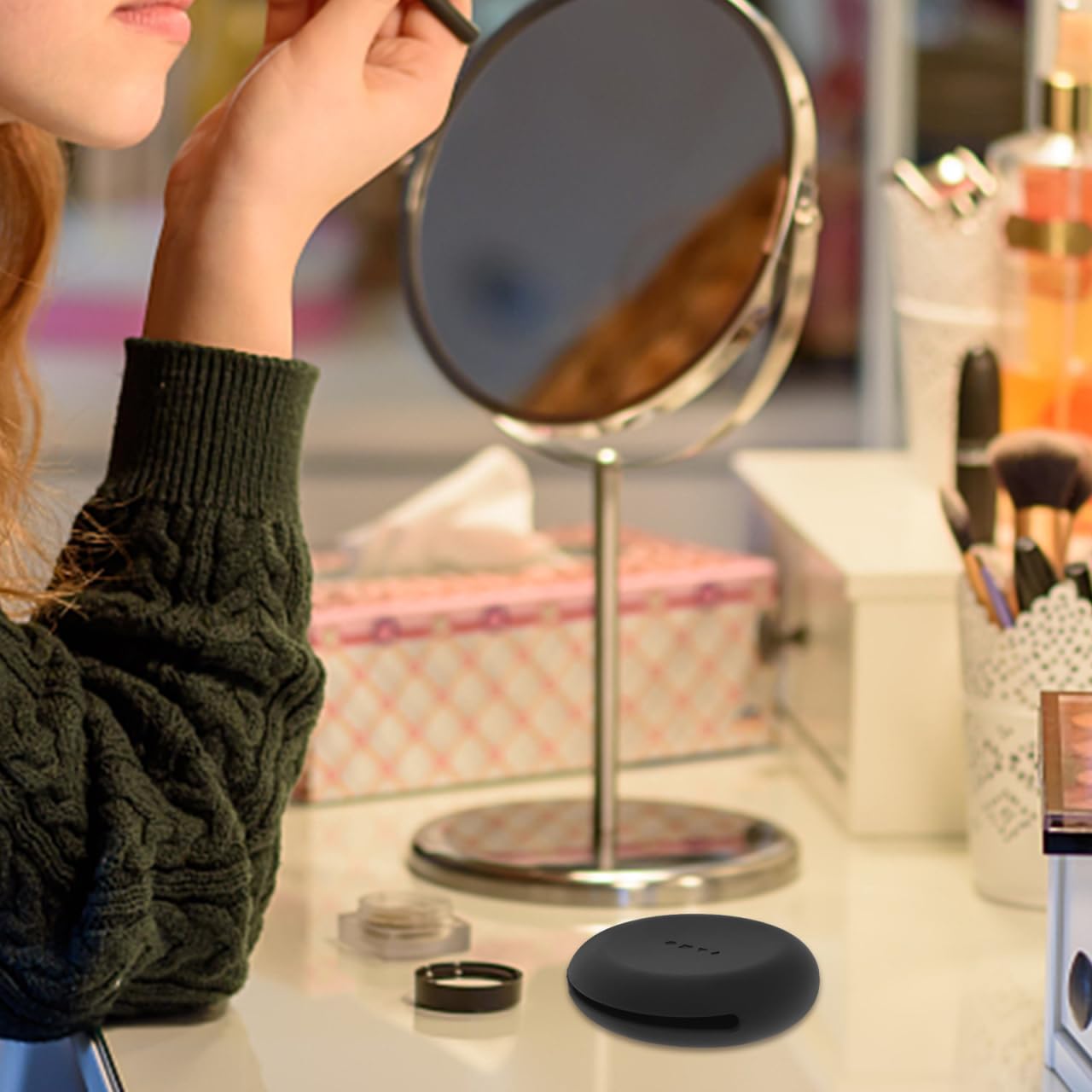 Beaupretty Makeup Puff Case Travel Silicone Puff Holder Portable Face Container for Women Girls Black