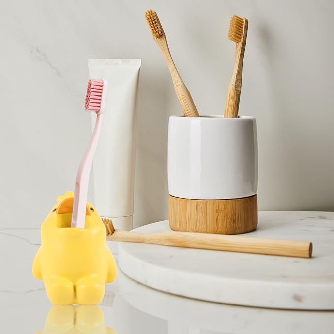 Cute Animal Toothbrush Holder - Duck Pen Pencil Holder,Mini Resin Freestanding Storage Base for Box Pen Brush Toothpick Desktop Storage Container, Washroom Office Organizer Accessories (Duckling)