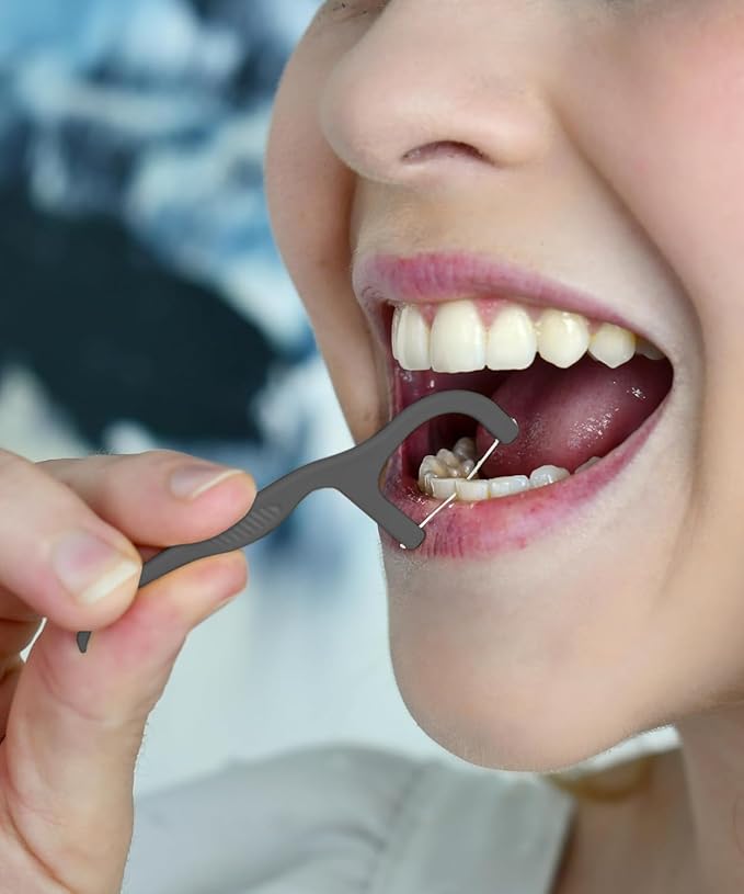 Dental Floss Picks (200pcs) - Flossers for Adults, Vegan Corn-Straw Handle, Superior Oral Care & Anti-Shred Thread, Dental Hygiene, Tooth Pick Sticks, Teeth & Gum Health (Charcoal, Single Thread)