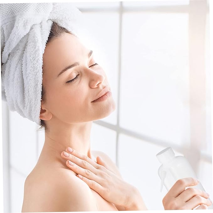 500ml Plastic Wash Bottle Squeeze Top Portable Rinse Bottle for Cleaning and Watering Wide Mouth Design for Easy Dispensing