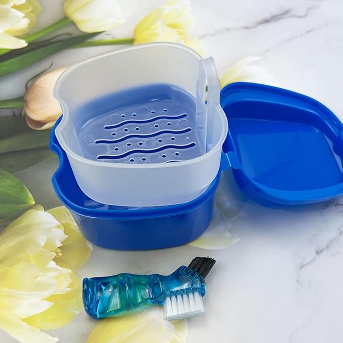 2pcs Denture Bath Retainer Case, Dentaure Cups for Soaking Dentures with Strainer Basket Tray,Compact and Pportable Design, Suitable for Traveling (Pink+White)