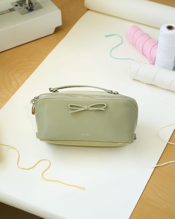 EACHY Travel Makeup Bag,Large Capacity Cosmetic Bags for Women,Waterproof Portable Pouch Open Flat Toiletry Bag Pattern Makeup Bag