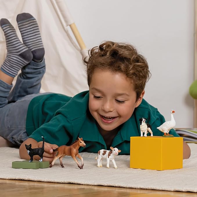 Schleich Farm World - 5PC Realistic Farm Animal Figurines for Boys and Girls - Realistic Barn Animal Playset with Cow, Cat, Dog, Goose and Horse - Barnyard Figures for Toddlers - Kids Ages 3+ | 45784