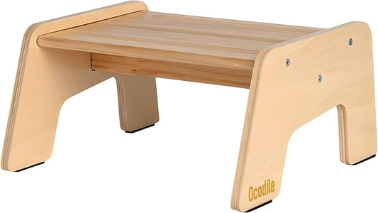 OCODILE 1-Step Wooden Step Stool for Toddlers | Kids Step Stool for Bathroom Sink, Kitchen, and Potty Training | Non-Slip Stool for Toilet Independence | Wooden Step for Children Ages 2+ Varnished
