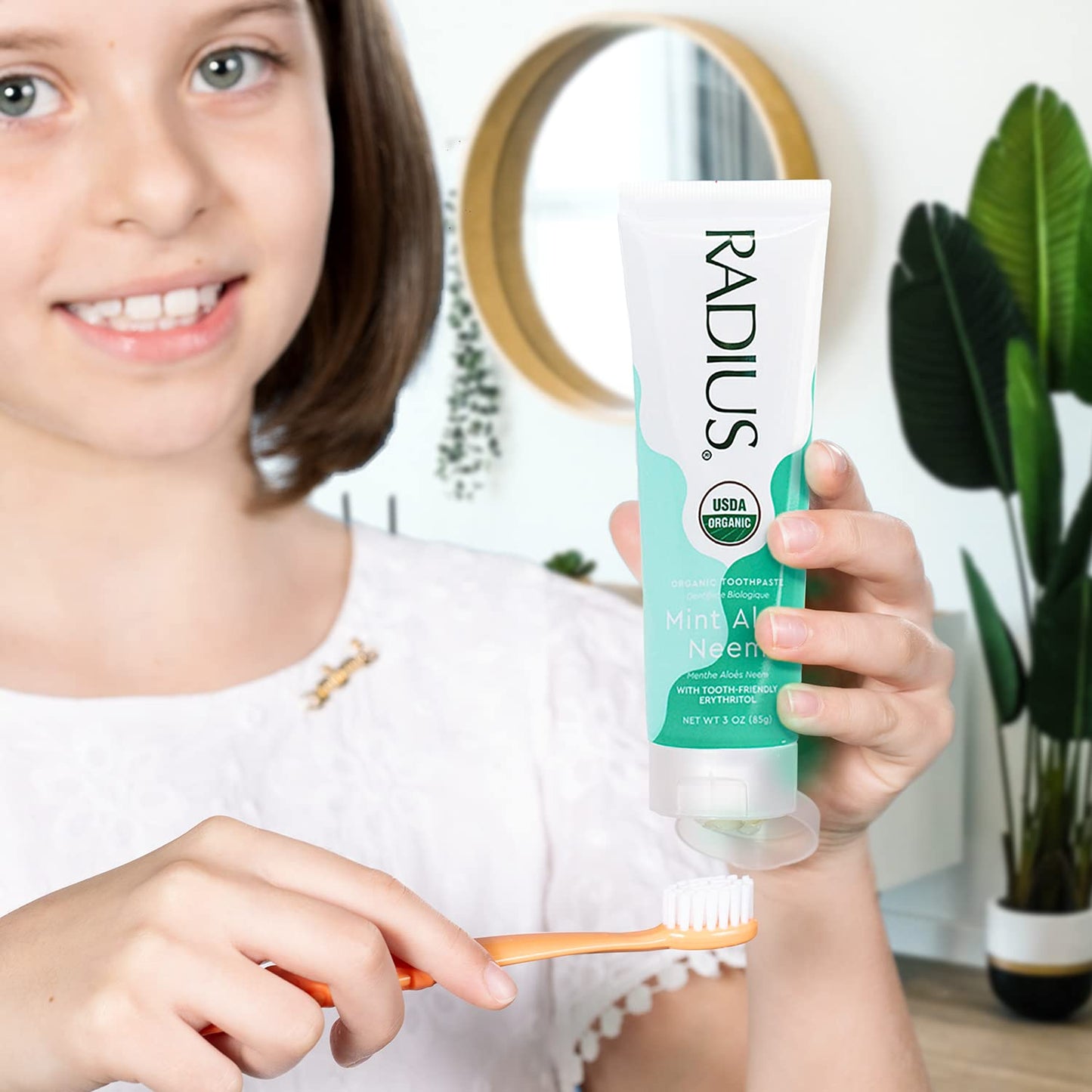 RADIUS Toothpaste, Mint Aloe Neem, 3 oz, USDA Organic Non-Toxic Chemical-Free Gluten-Free, Designed to Improve Gum Health & Prevent Cavities, Pack of 1