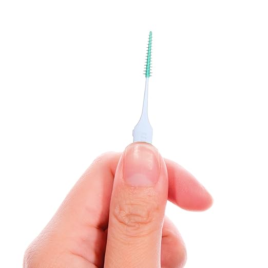 GUM Soft-Picks Original, Easy to Use Dental Picks for Teeth Cleaning and Gum Health, Disposable Interdental Brushes with Convenient Carry Case, Dentist Recommended Dental Picks, 270 Count