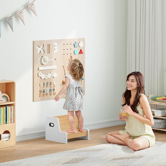 HOOBRO Step Stool for Kids, Two Step Toddler's Stool, Kids Potty Training Stool with Handles, Non-Slip Pads for Safety, Easy to Move, for Sink, Bathroom, Bedroom, White WN01JD01G1