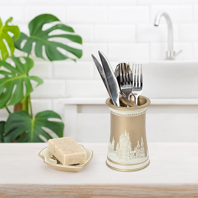 Jay Franco Harry Potter Bathroom Accessories - 2 Piece Gold Hogwarts Crest Resin Bathroom Décor and Storage Set Includes Toothbrush Holder and Soap Dish Set