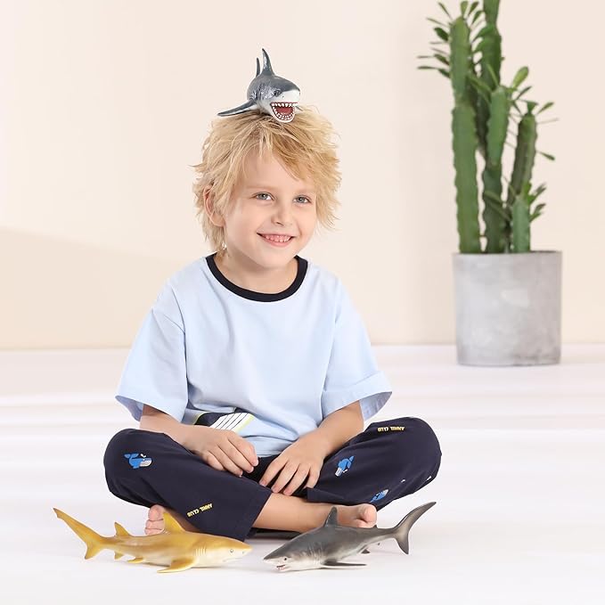 Gemini&Genius Sea Animal Great White Shark Action Figure Megalodon Shark Model Toy Soft Rubber Realistic Ocean Shark Educational and Role Play Toys for Kids and Collectors (Great White Shark)