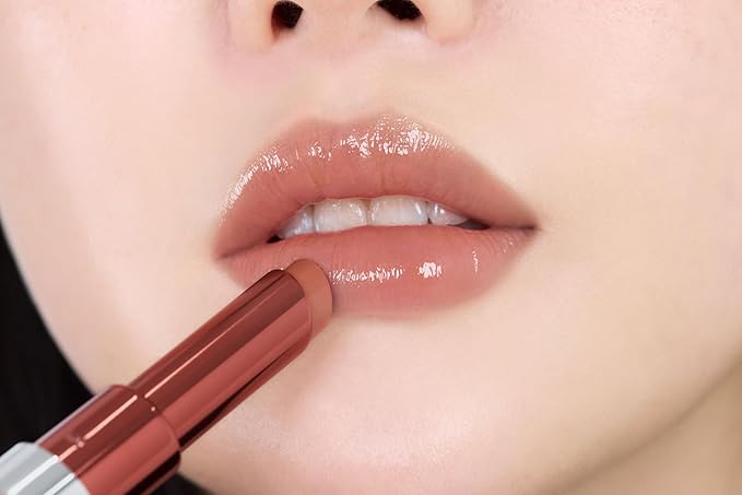 JUNG SAEM MOOL New Classic Glaze Lipstick 2.3g, High-Shine Slim Lipstick with Volumizing Menthol, Lightweight Non-Sticky Glassy Finish, Nourishing Lip Care, Korean Lip Makeup (Ripple Beige)