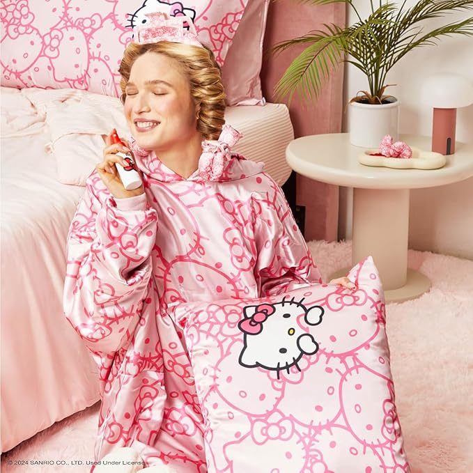 Kitsch x Hello Kitty (Pink Kitty Faces) - Satin Pillowcase with Zipper for Hair and Skin, Softer Than Silk Pillow Case, Cooling Pillow Cover, Machine Washable, Queen/Standard (19x26)
