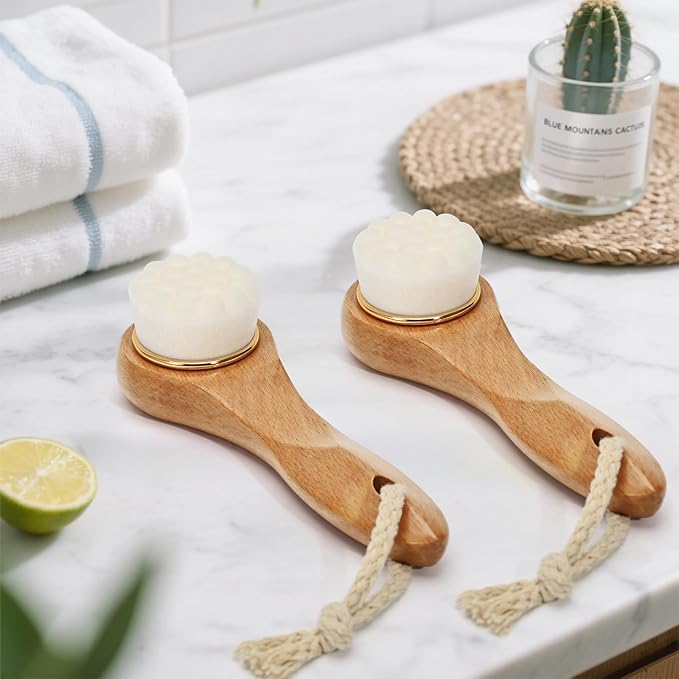 2 Pcs Face Scrubber with Wooden Handle, Facial Cleansing Brushes Face Wash Brush for Deep Pore Cleansing and Exfoliating, Ultra Soft Bristles Manual Dry Brush for Face Care，White