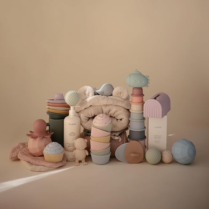 mushie Bath Spout Cover | Soft Silicone Bathtub Faucet Safety Guard for Kids | Universal Fit (Soft Lilac)