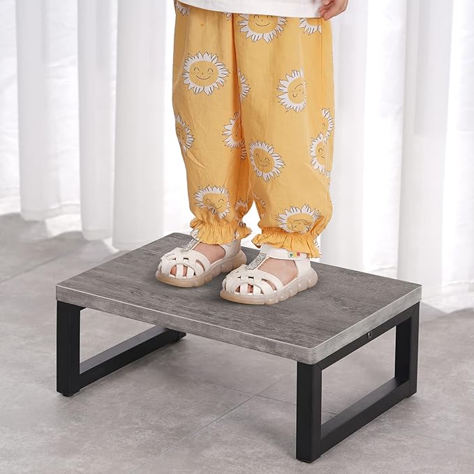 Snughome Wooden Step Stools for Adults Kids, Solid Portable Wooden Bedside Step Stool Adults Hold Up to 350 lb, One Step Foot Stool for Kitchen, Bedroom, Living Room, Bathroom - Self-Assembly(Grey)