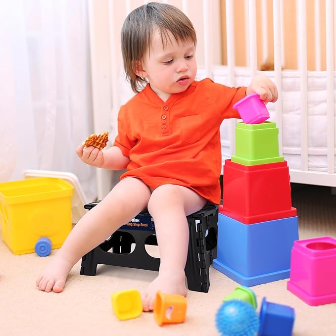 Flottian 9" Folding Step Stool for Adults and Kids 15-Inch Extra Wide Stool Holds Up to 300 lbs,Non-Slip Folding Stools with Handle,Compact Plastic Foldable Step Stool for Bathroom,Kitchen,ect,Black