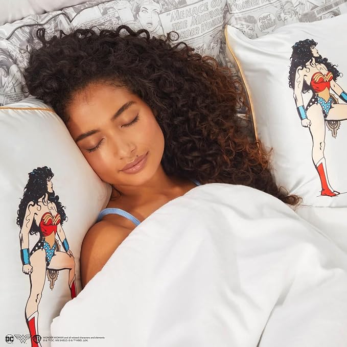 Kitsch Wonder Woman (Believe in Wonder) Satin Pillowcase with Zipper Softer Than Silk, Luxury Cooling Pillowcase for Hair & Skin, Wrinkle Prevention, Queen/Standard (19X26)