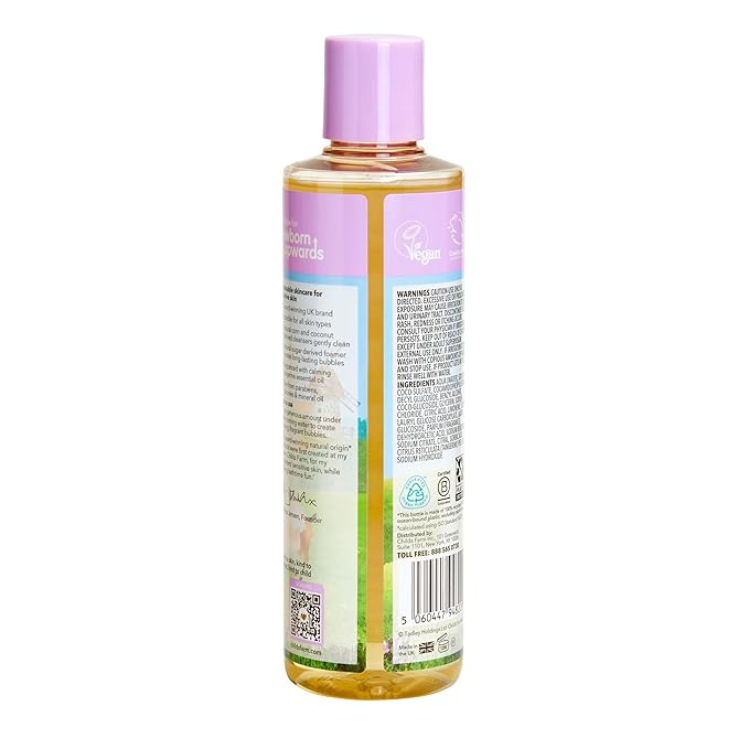 Childs Farm, Kids Bubble Bath for Dry, Sensitive Skin, Organic Tangerine, Gently Cleanses & Soothes, Vegan, Cruelty-Free, 8.4 fl oz