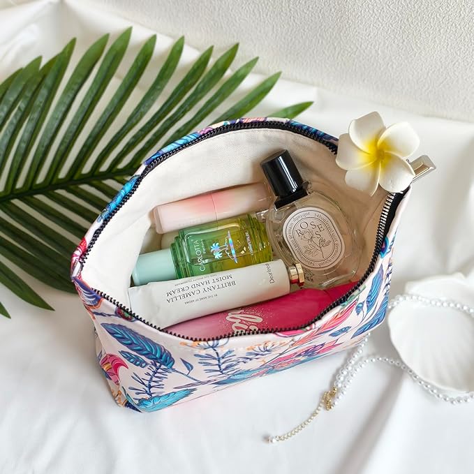 STARDW Aesthetic Floral Makeup Bag Cute Small Cosmetic Bags for Women Girls, Travel Toiletry Bag Large Capacity Zipper Makeup Pouch, Purse Organizer Pouches