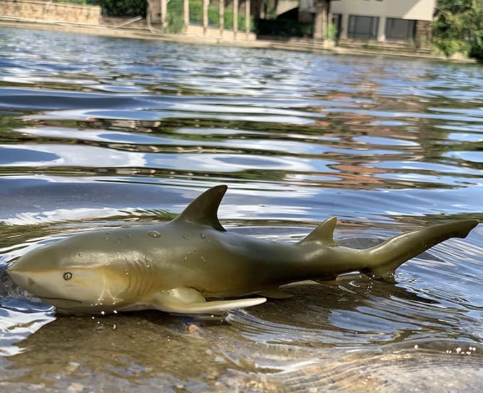 Gemini&Genius Marine Animal World Toy Lemon Shark Ocean Shark Action Figure Sea Animal Great White Shark Action Figure Soft Rubber Toys Role Play Swimming Pool Beach Bathing Toys for Kids