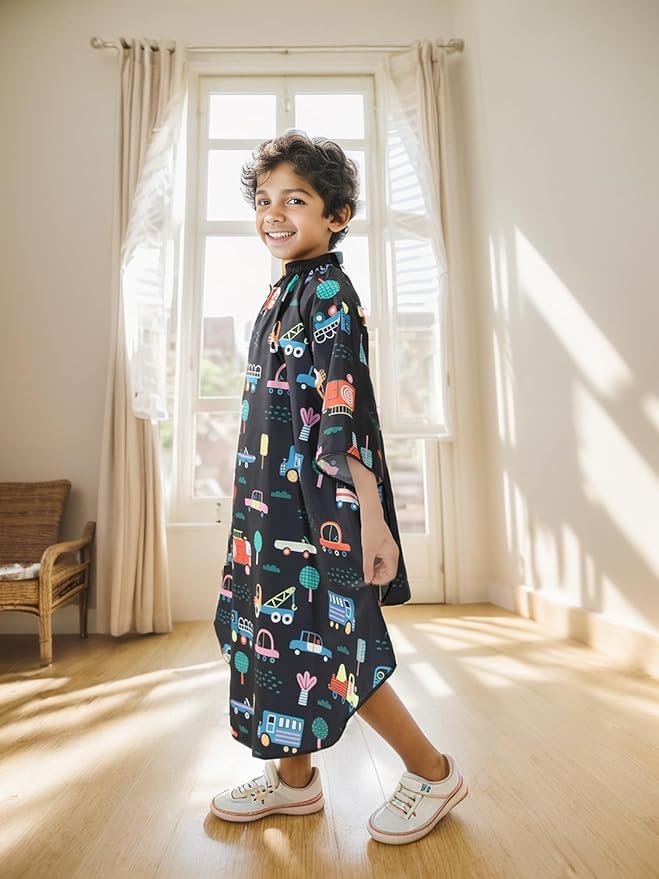 PERFEHAIR Kids Haircut Cape with Sleeves - Cute Cars Printing, Adjustable Neck Collar, Comfortable Barber Cape for Boys & Girls, Ideal for Home or Salon Use, Professional Hair Cutting Apron