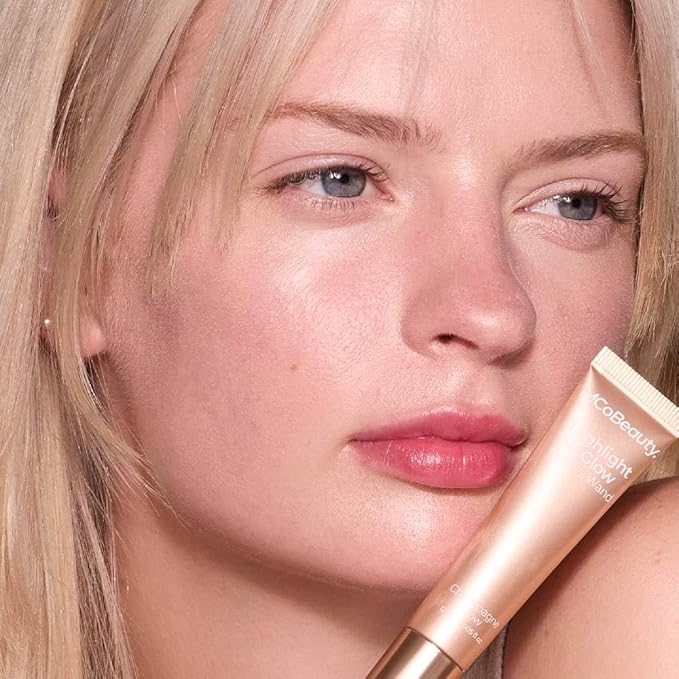 MCoBeauty - Highlight and Glow Beauty Wand - Buildable Liquid Highlighter - Radiant Pink Shade - Liquid Cream with Cushion Applicator for Soft, Radiant Finish - Highlighters Makeup