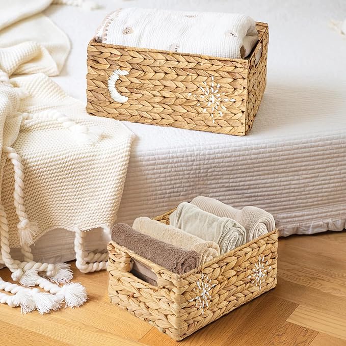 Greenatural Water Hyacinth Storage Baskets Set of 2, Handwoven Rectangular Organizer Trays with Handles, Wicker Bins with Hand Embroidered Patterns for Shelf, Bathroom, Kitchen, Office, Natural Decor
