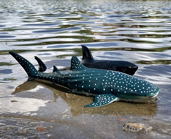 Gemini&Genius Great White Shark and Whale Shark Action Figure Set Soft Rubber Ocean Sea Animal Marine Animal Model Toys for Kids Swimming, Beach, Bath, Role Playing