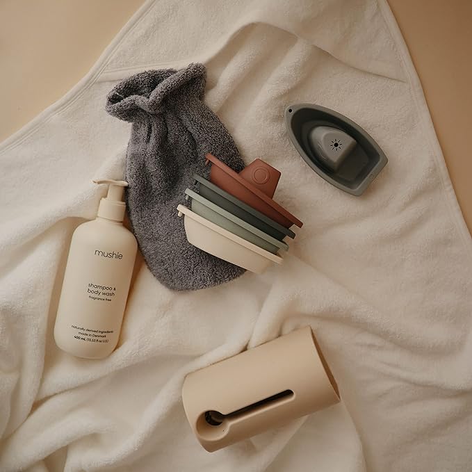 mushie Stackable Bath Boats Toy (Original) | Floating Bathtub Toys for Baby & Toddler, Set of 5 | Made in Denmark