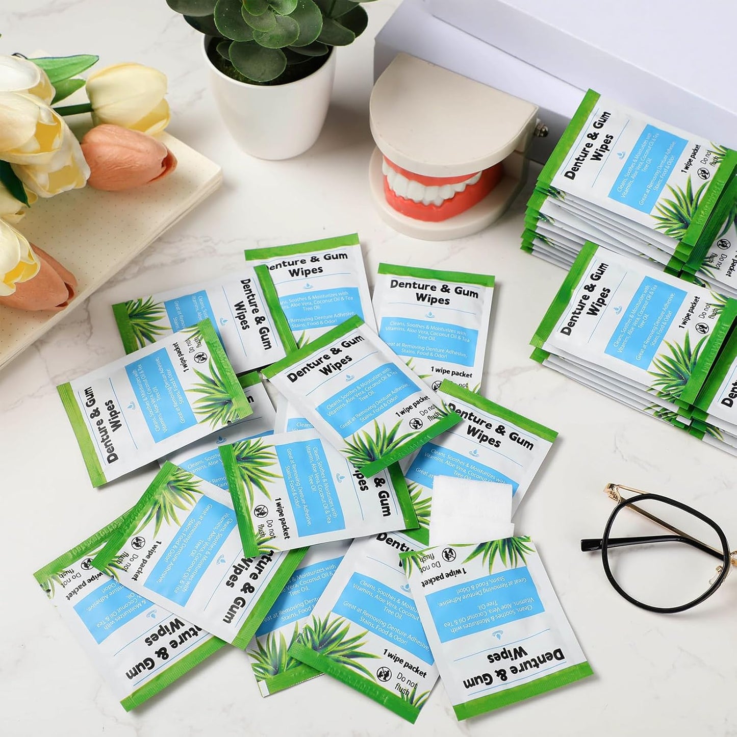 Timgle 100 Pcs Denture Cleaning Wipes Refreshes Gums Deep Cleaning Wipes for Remove Denture Adhesive, Food Debris, Stains and Odor