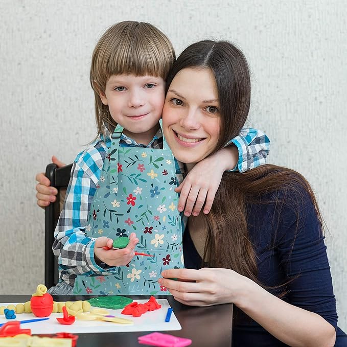 BeeGreen Kids Cooking Aprons w Adjustable Strap Kitchen Aprons w Front Pocket for Kids Toddler Painting Baking Artist