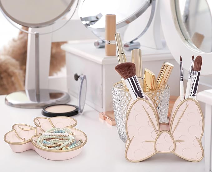 Jay Franco Disney Minnie Mouse Bathroom Accessories - 2 Piece Pink Resin Bathroom Décor and Storage Set Includes Toothbrush Holder and Soap Dish Set