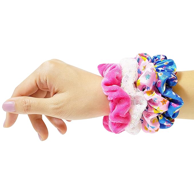 Baby Shark Hair Accessory Set: 9-inch Regular Detangling Brush, 4 Elastic Hair Ties & Scrunchies for Kids
