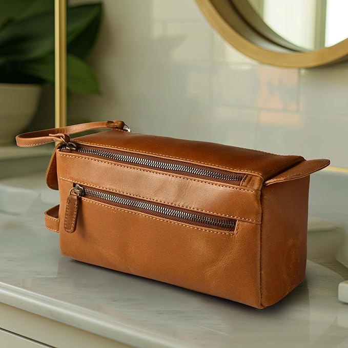LEATHER VILLAGE Premium Leather Travel Toiletry Bag - Unisex Water-Resistant Travel Dopp Kit, Shaving & Cosmetic Organizer for Men & Women - Compact Bathroom Essentials - Tan Brown